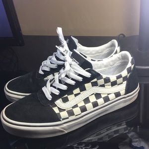 Old skool checkered vans